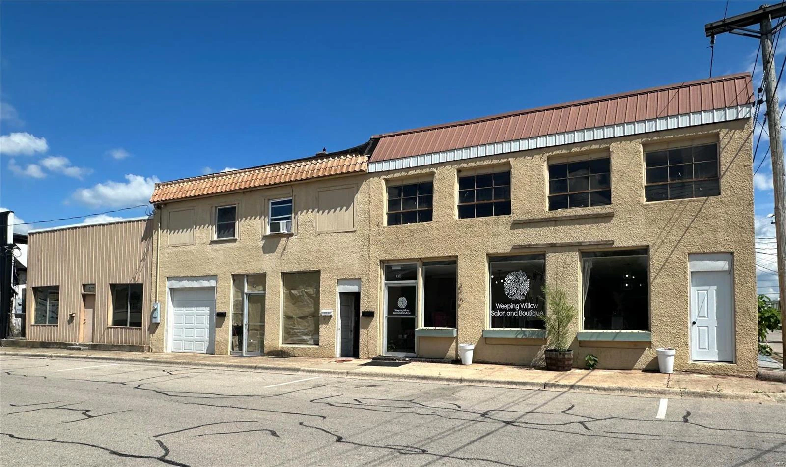 property 210 W SECOND Street