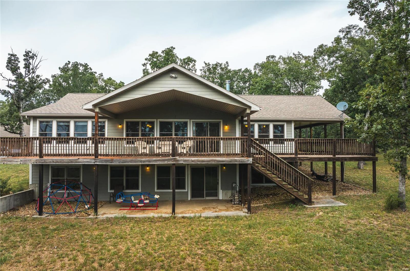 property 4243 Highway OO