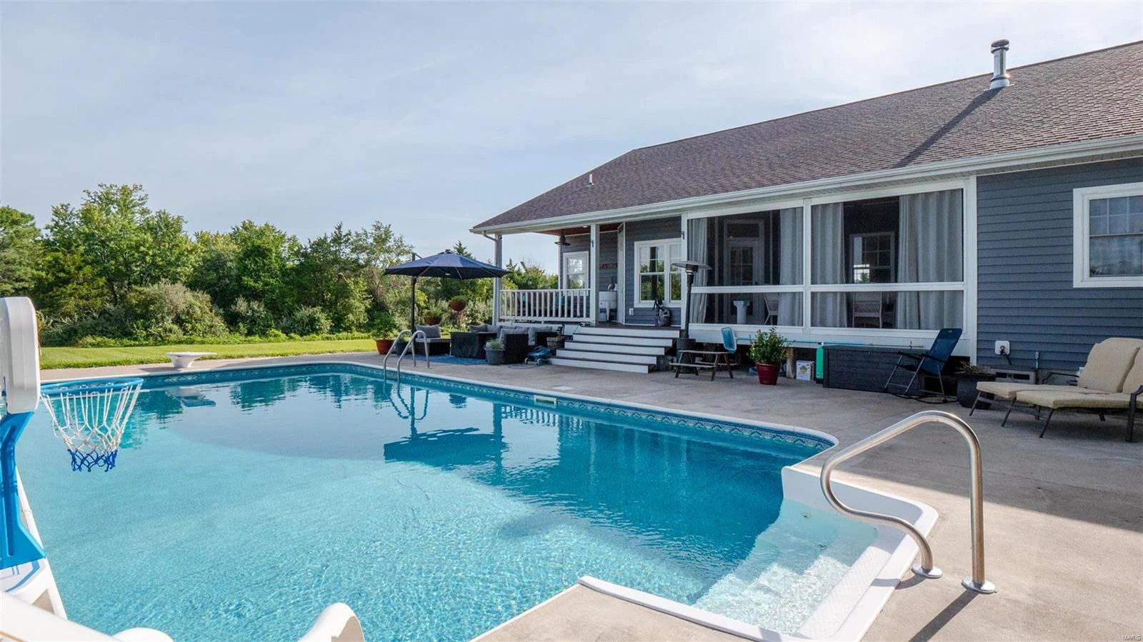 property 3893 HWY EE