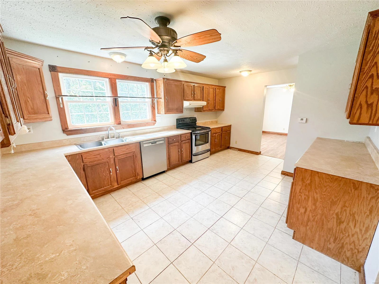 property 418 County Road 3190