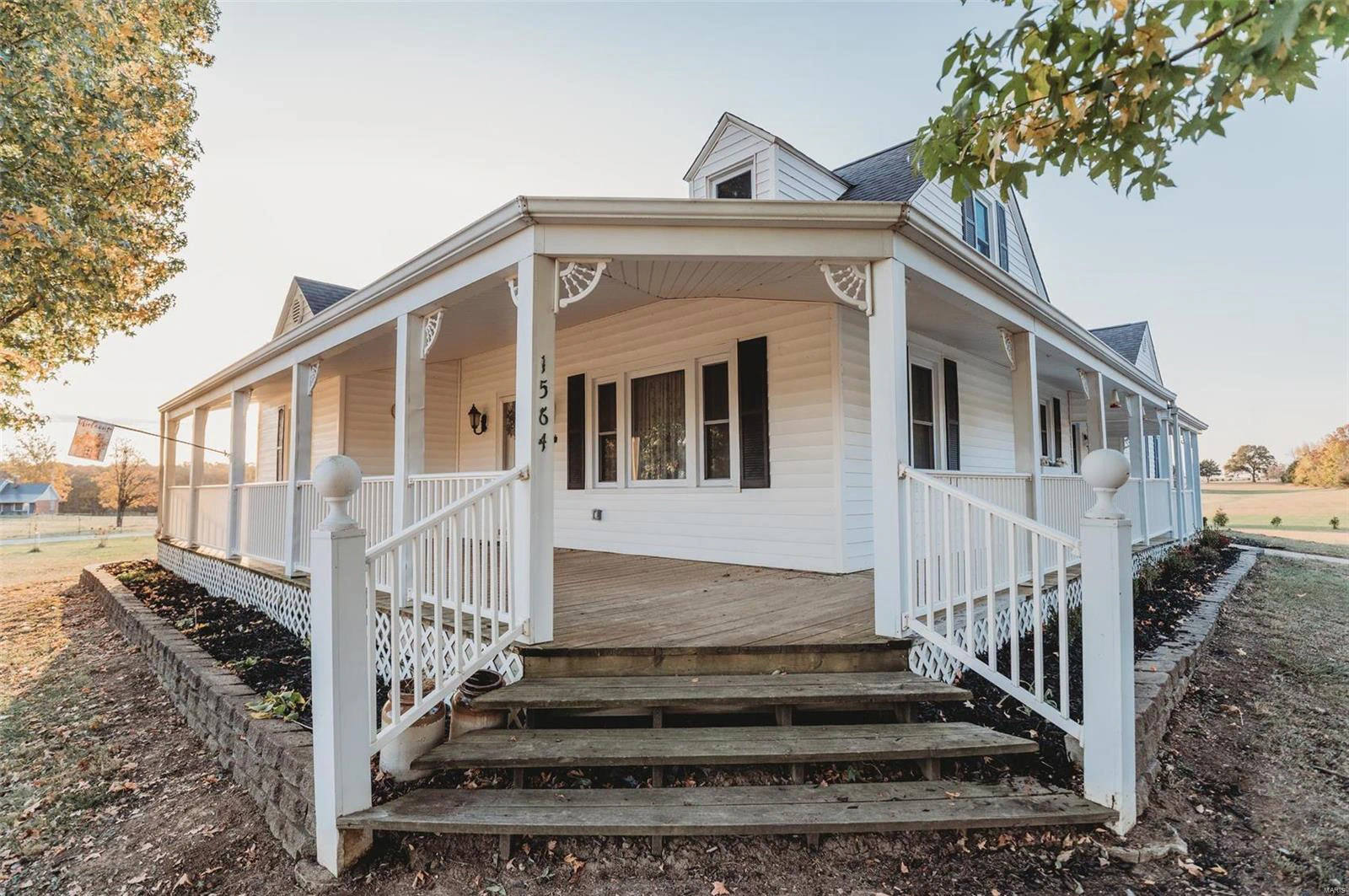 property 1564 W Highway 28