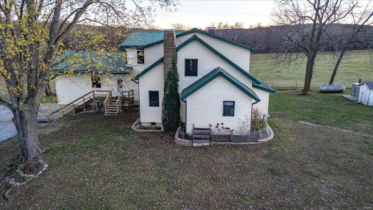 property 13438 YY Hwy