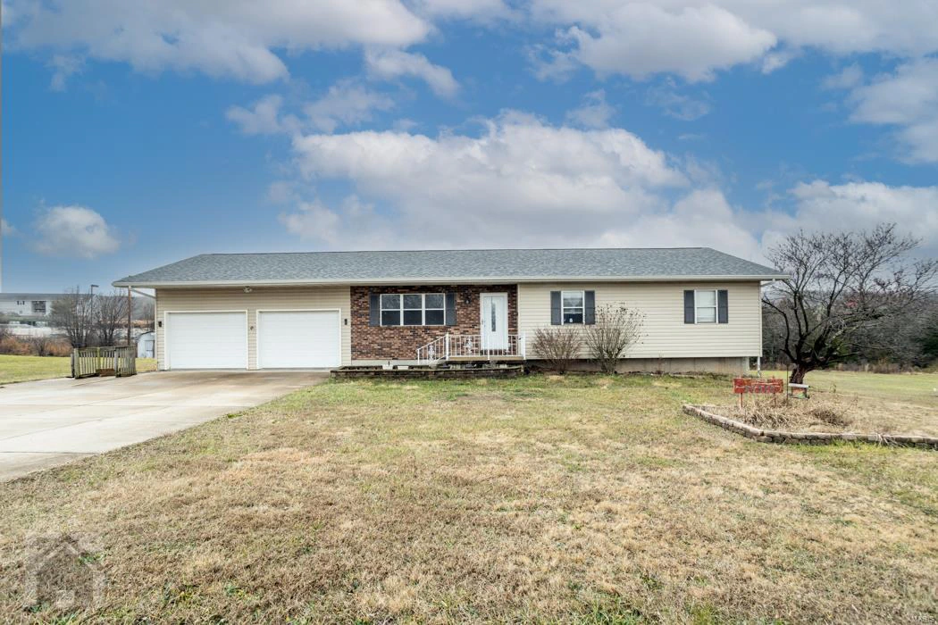 property 20370 Simmons Road