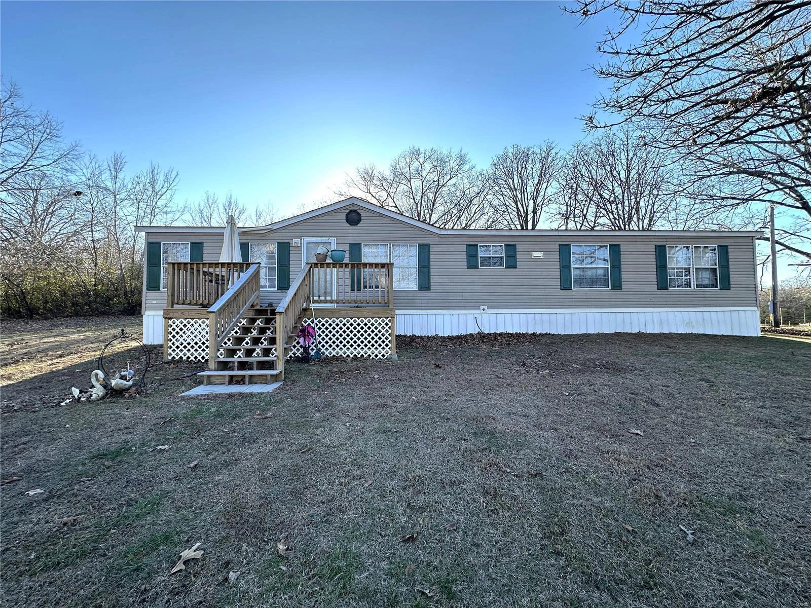 property 1803 W Highway 32