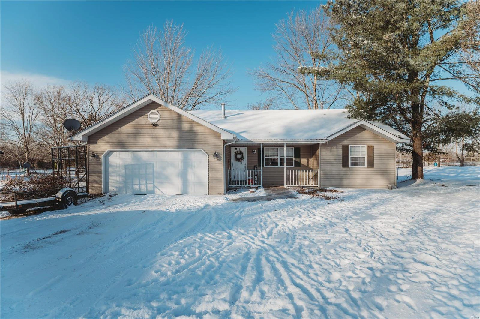 property 806 S Tebbetts