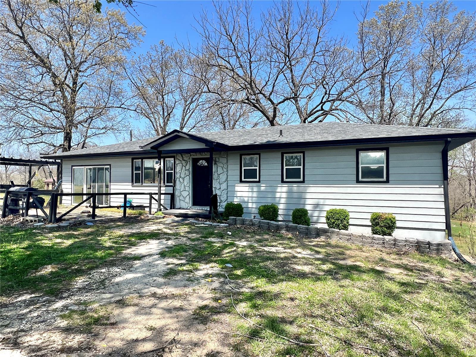 property 23815 Richland Lane