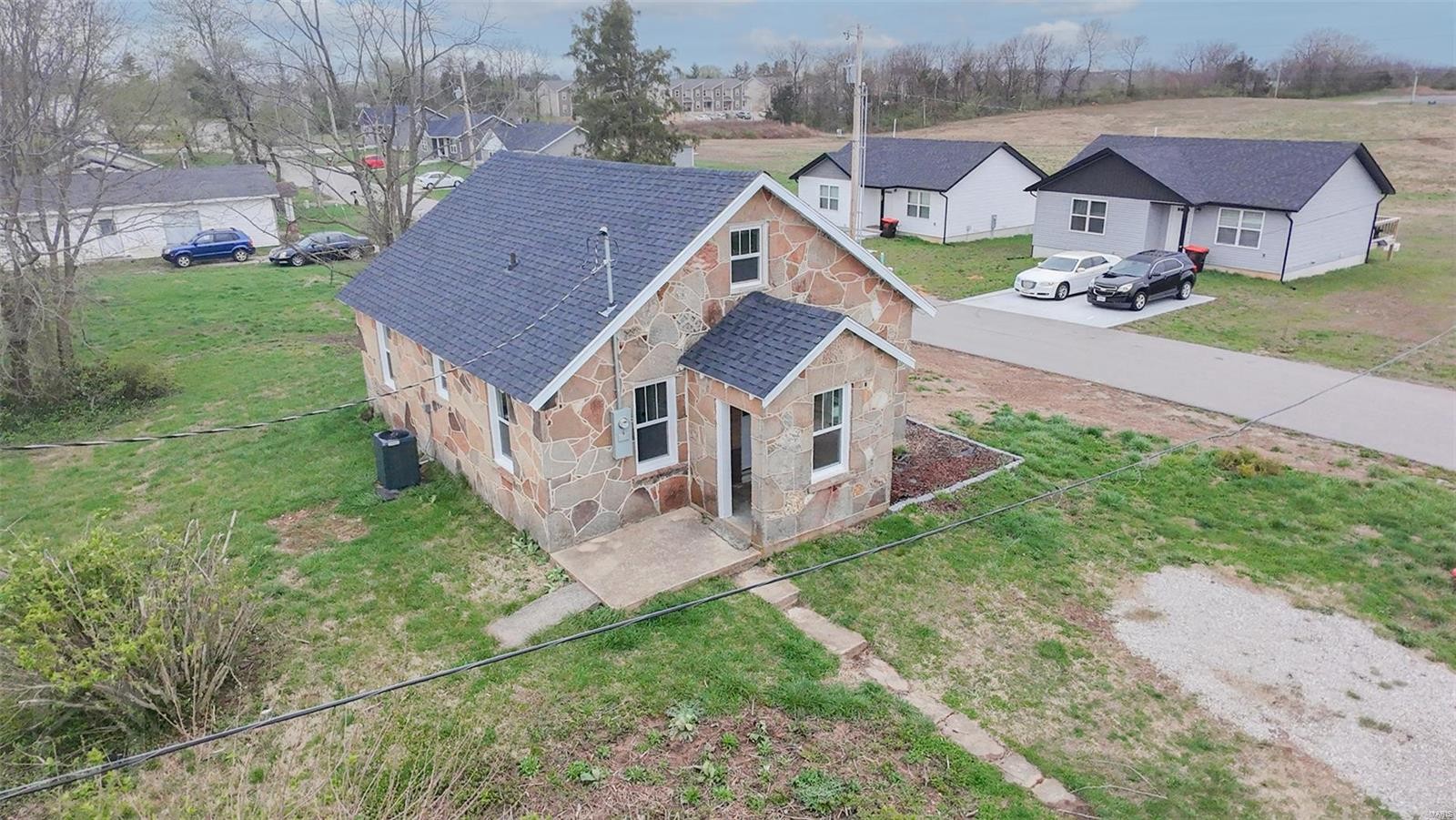 property 704 Crisp Road