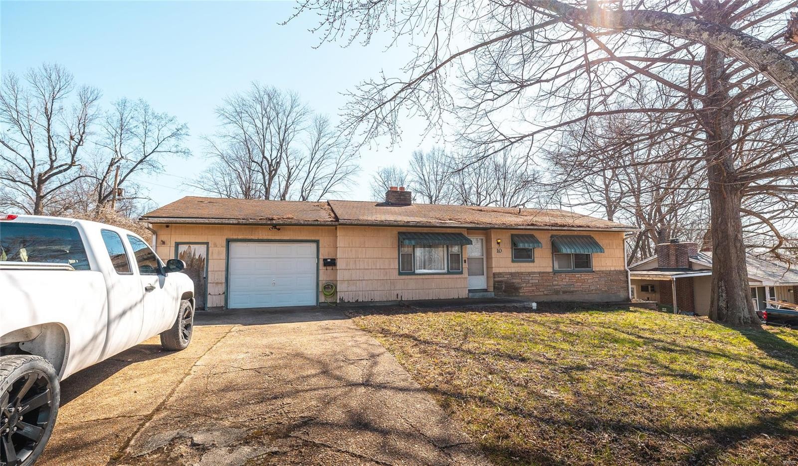 property 10 Southview Drive