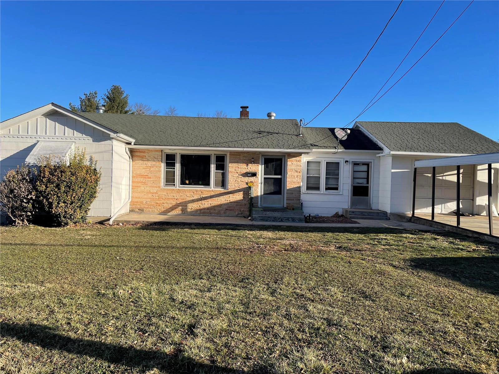 property 812 E Scenic Rivers Boulevard