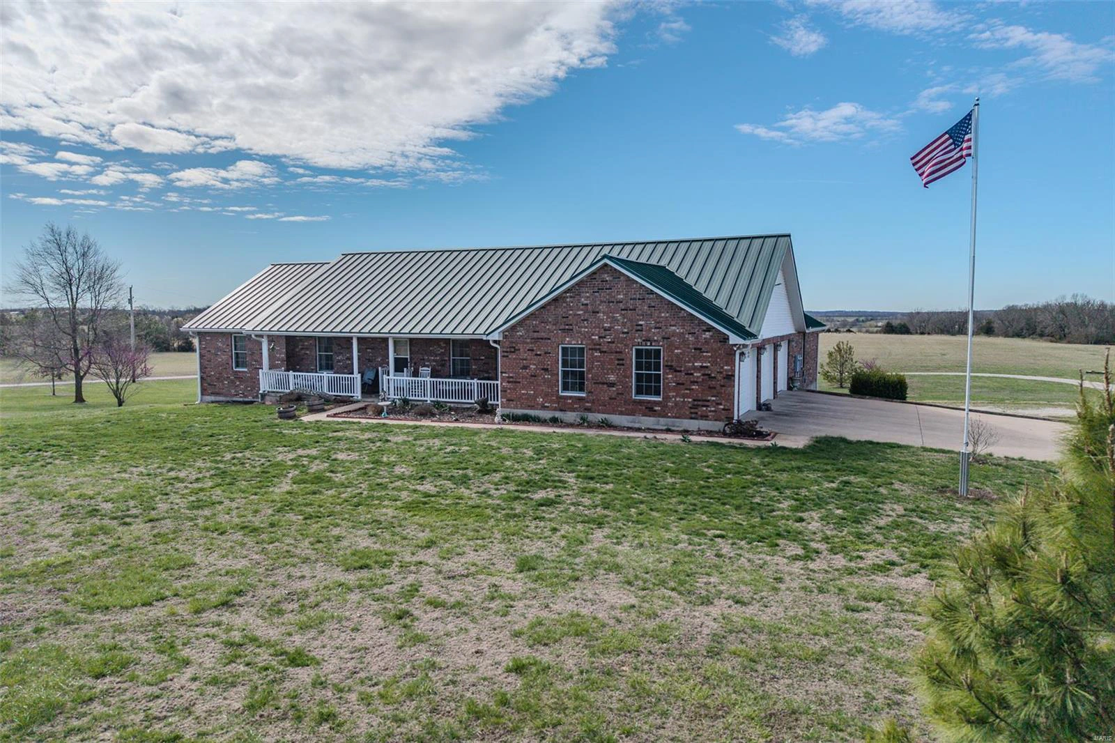 property 23598 Falcon Road