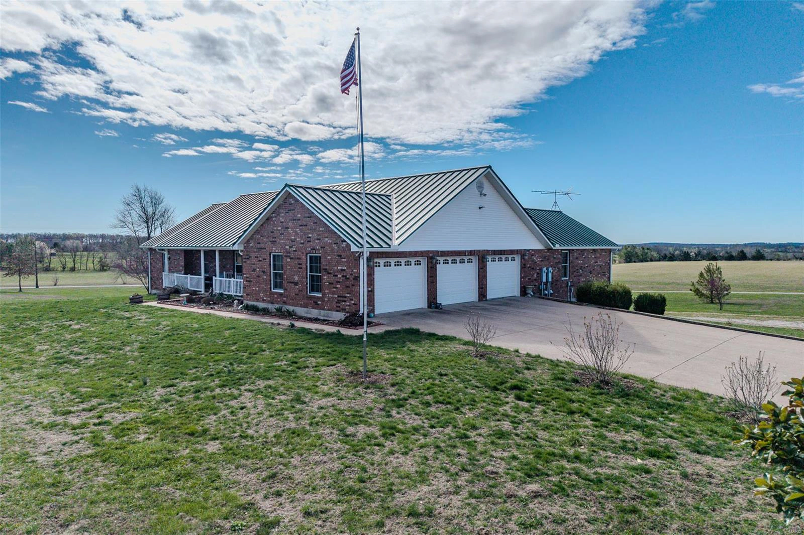 property 23598 Falcon Road
