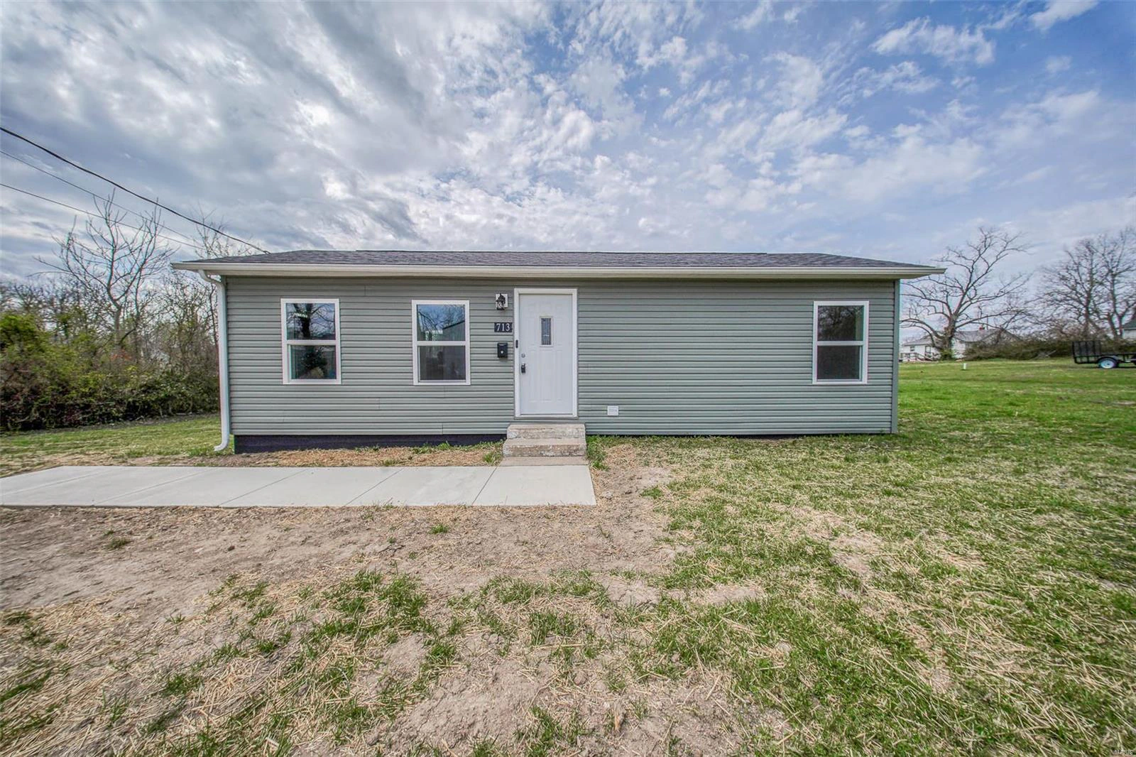 property 713 N Oak Street