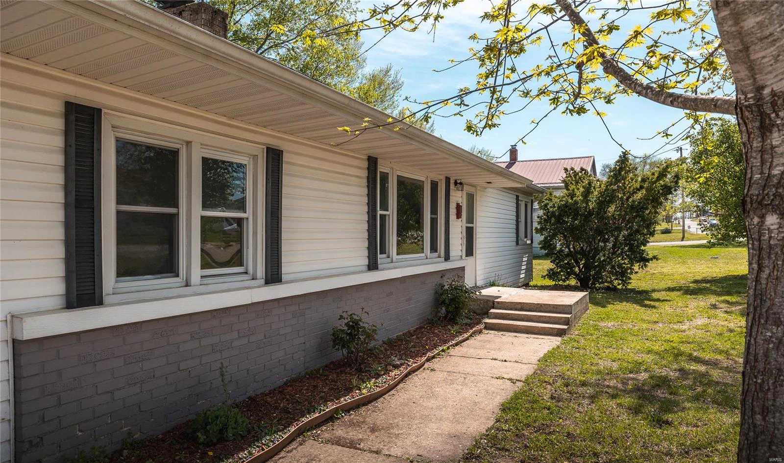 property 406 Locust Street