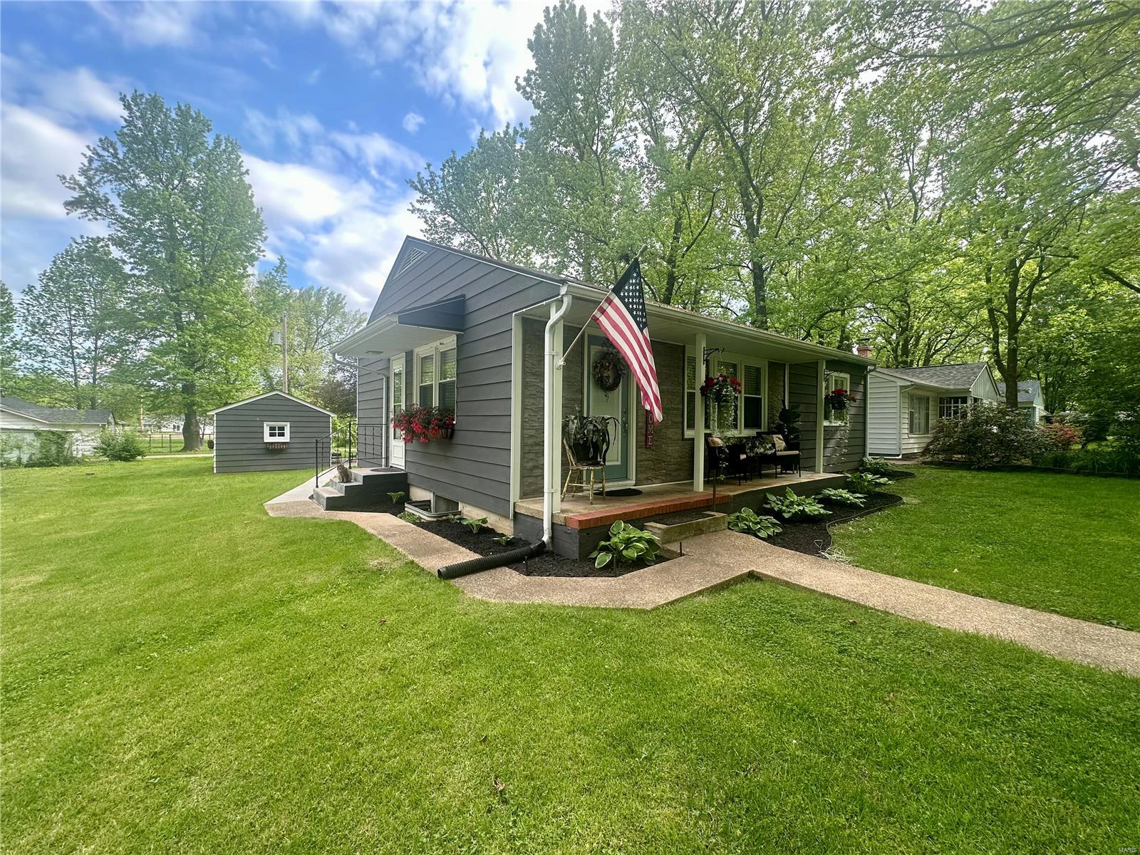 property 404 Opal Street