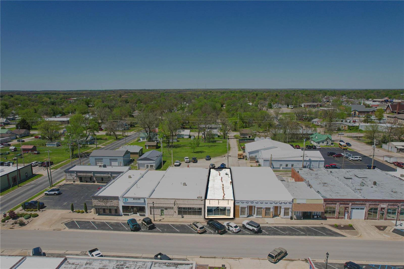 property 319 W Commercial Street