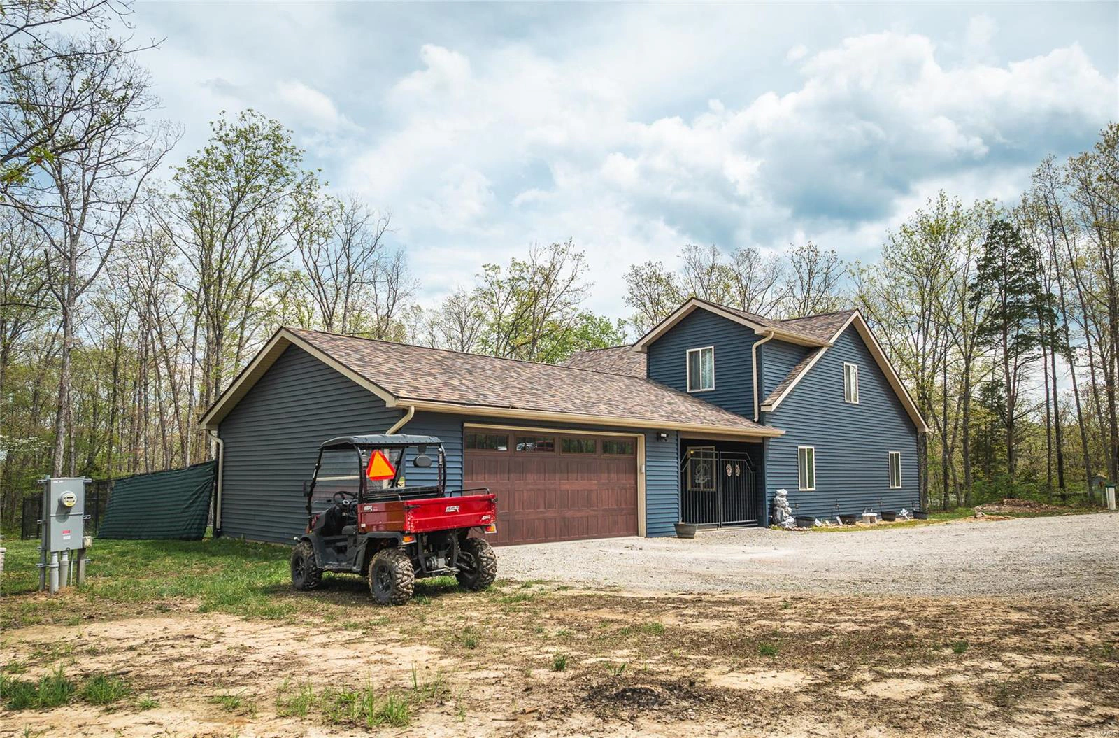property 2101 Valley Creek Drive