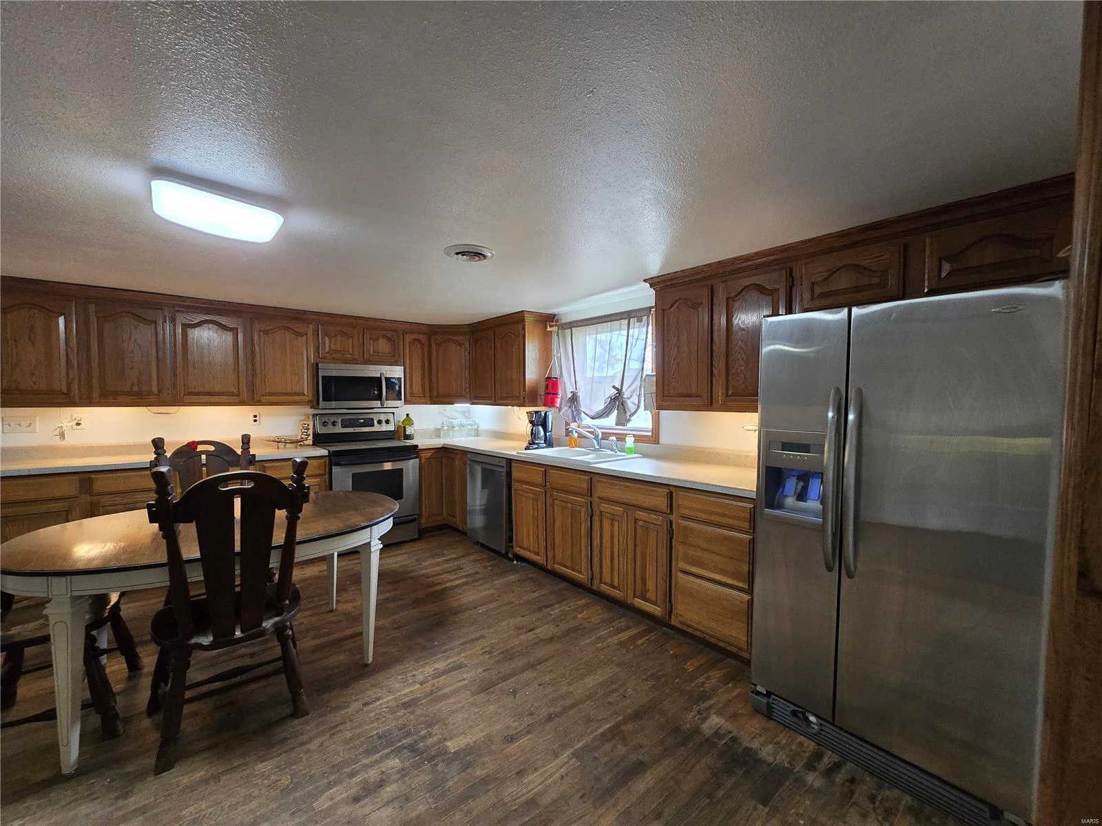 property 18896 Highway H