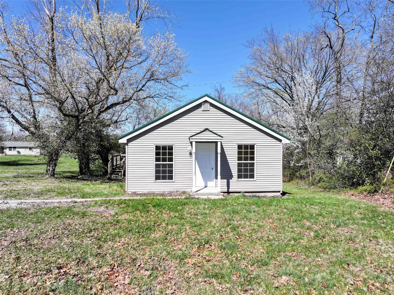 property 231 E Hwy 8