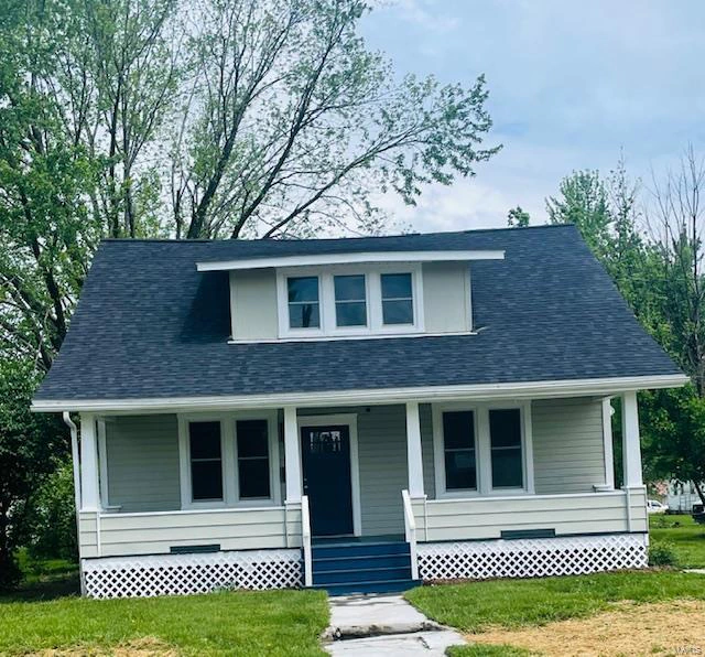 property 207 W Moore