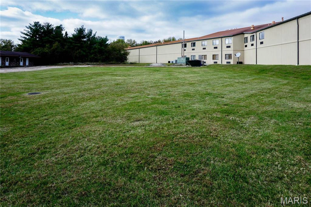 property 0 N Outer Road