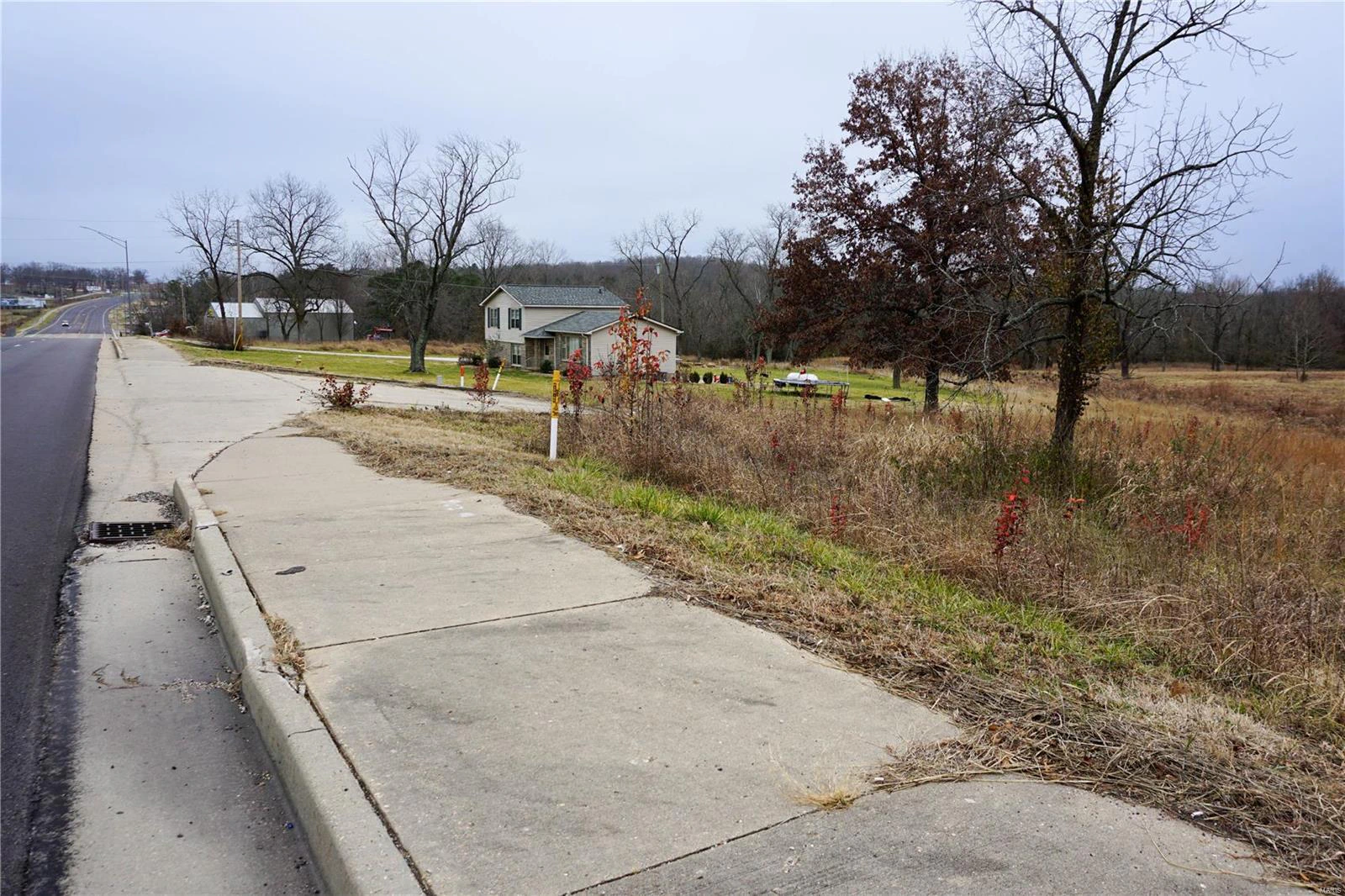 property 1702 E Hwy 72