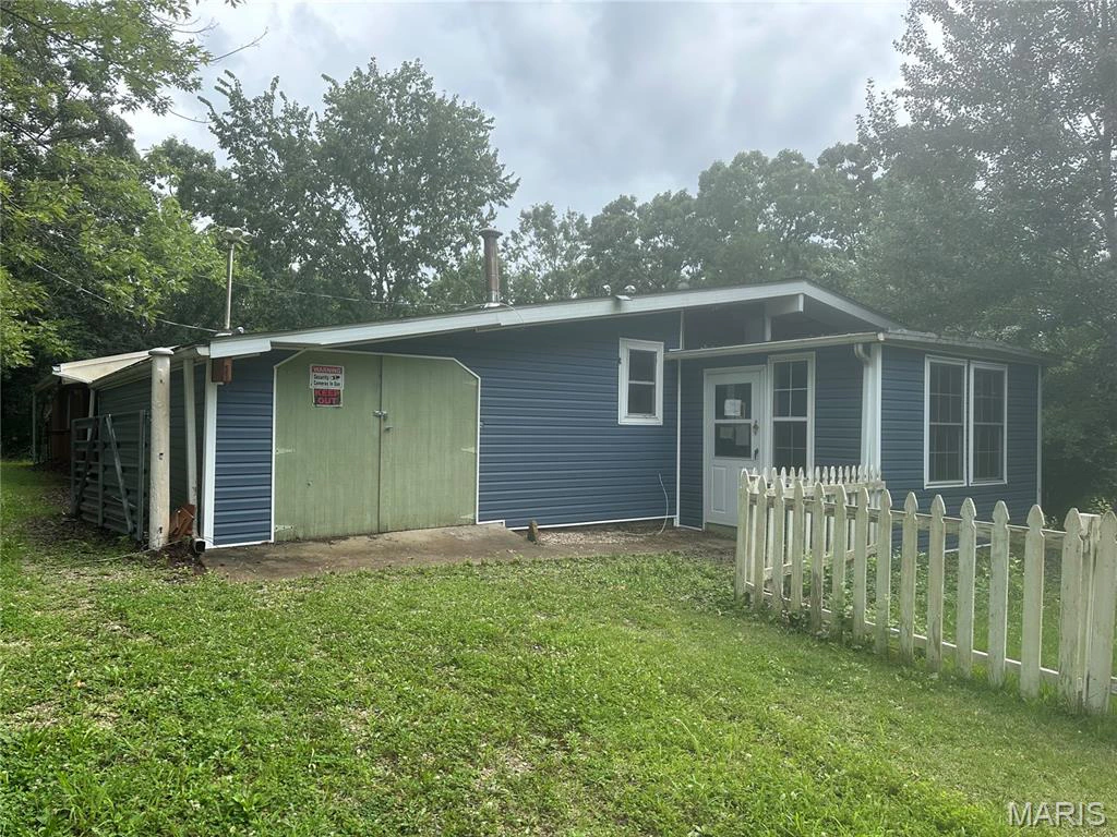 property 28 INDIAN HILLS Drive