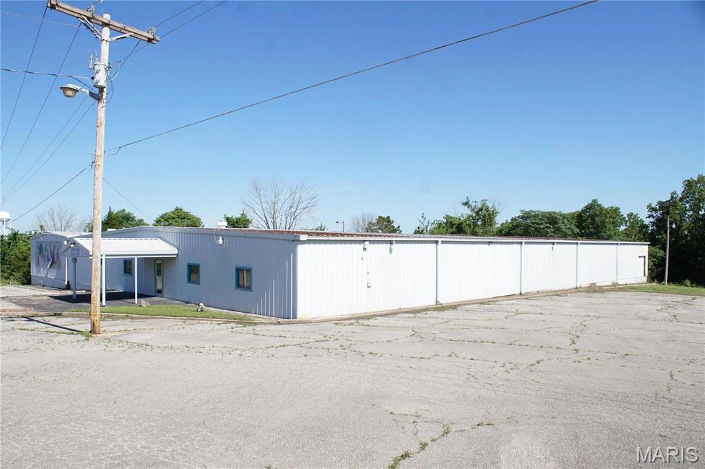 property 25915 Highway 17