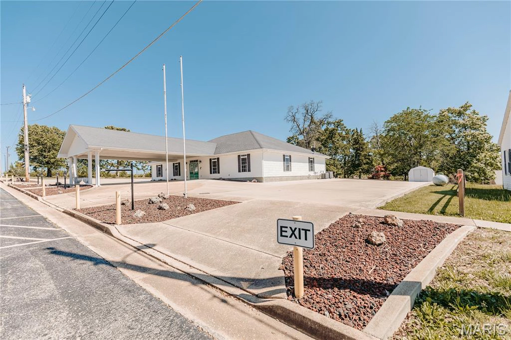 property 105 3rd Street