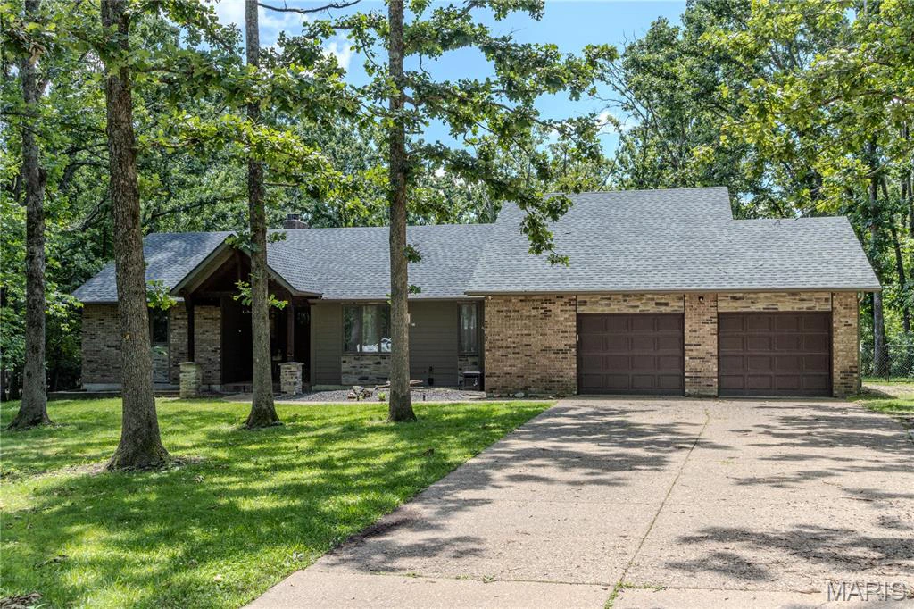 property 700 Lariat Lane