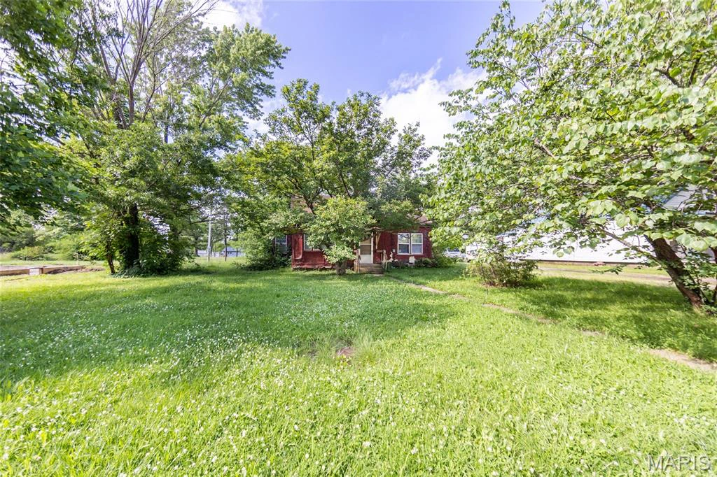 property 129 Maple Avenue