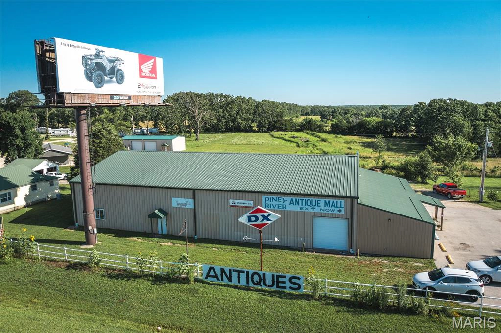 property 595 Doolittle Outer Road