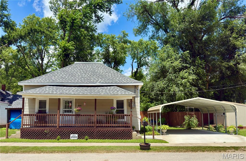 property 435 Main Street