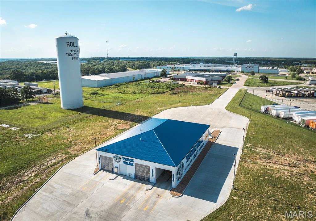 property 3500 Enterprise Drive