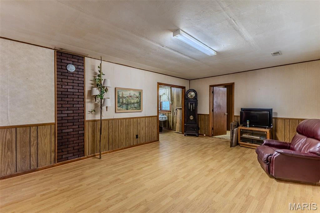 property 30050 Highway T