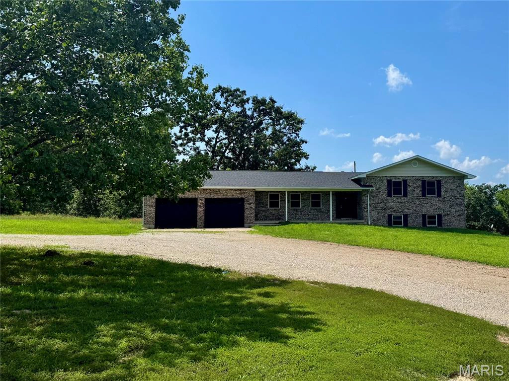 property 10651 Highway 28