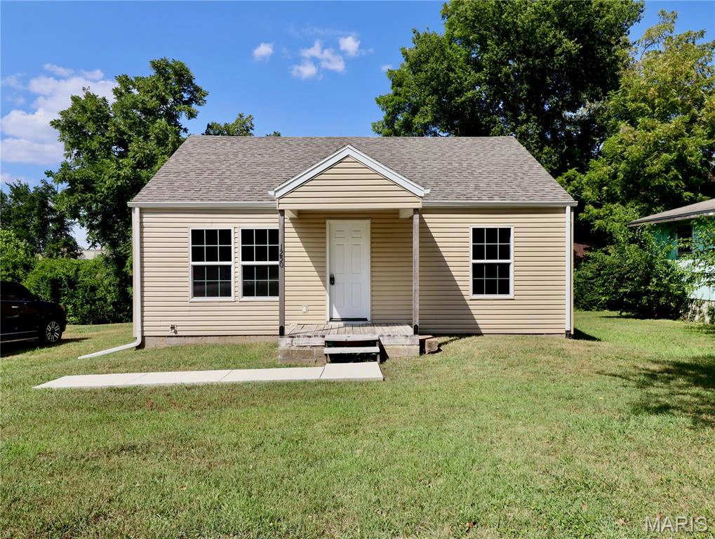 property 1250 N Jefferson Avenue