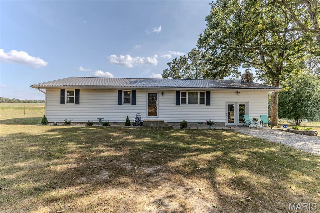 property 18397 Highway HH