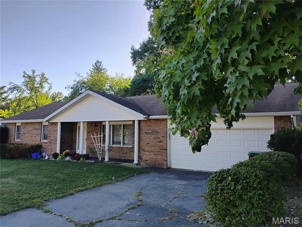 property 106 Steeplechase Road