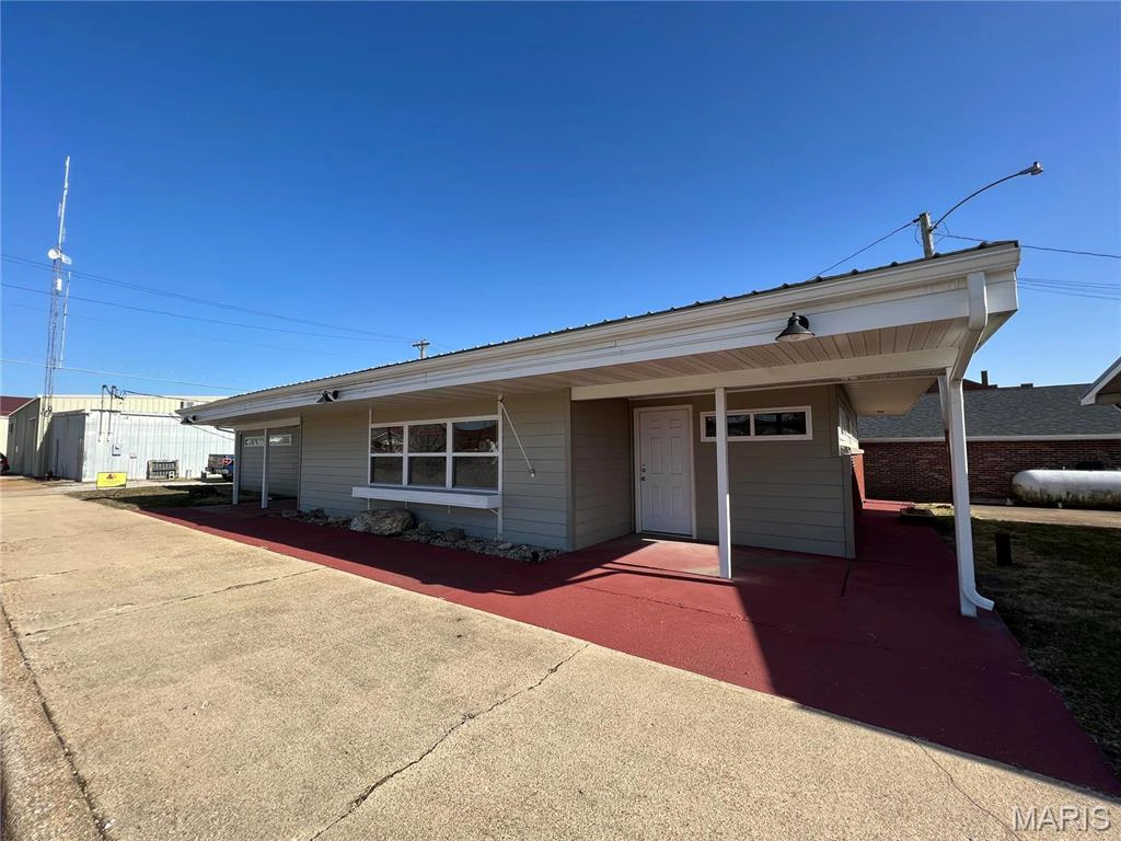 property 106 S Chestnut Street