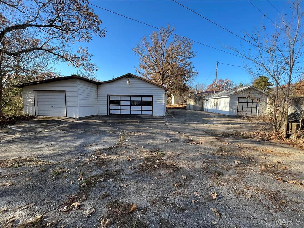 property 21987 Teak Lane