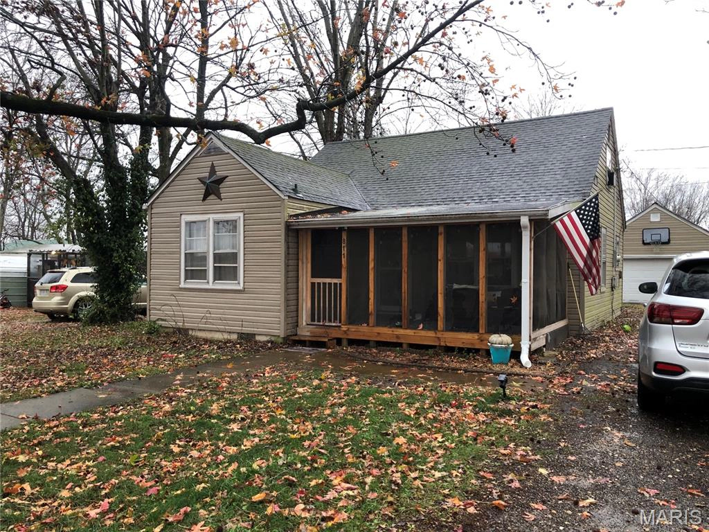 property 811 Evergreen Street