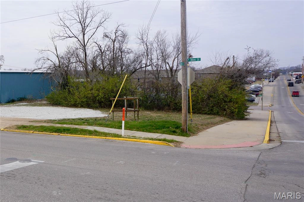 property 0.25 +/- ac N Olive Street