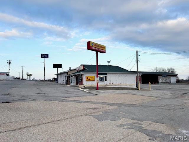 property 107 Fina Avenue