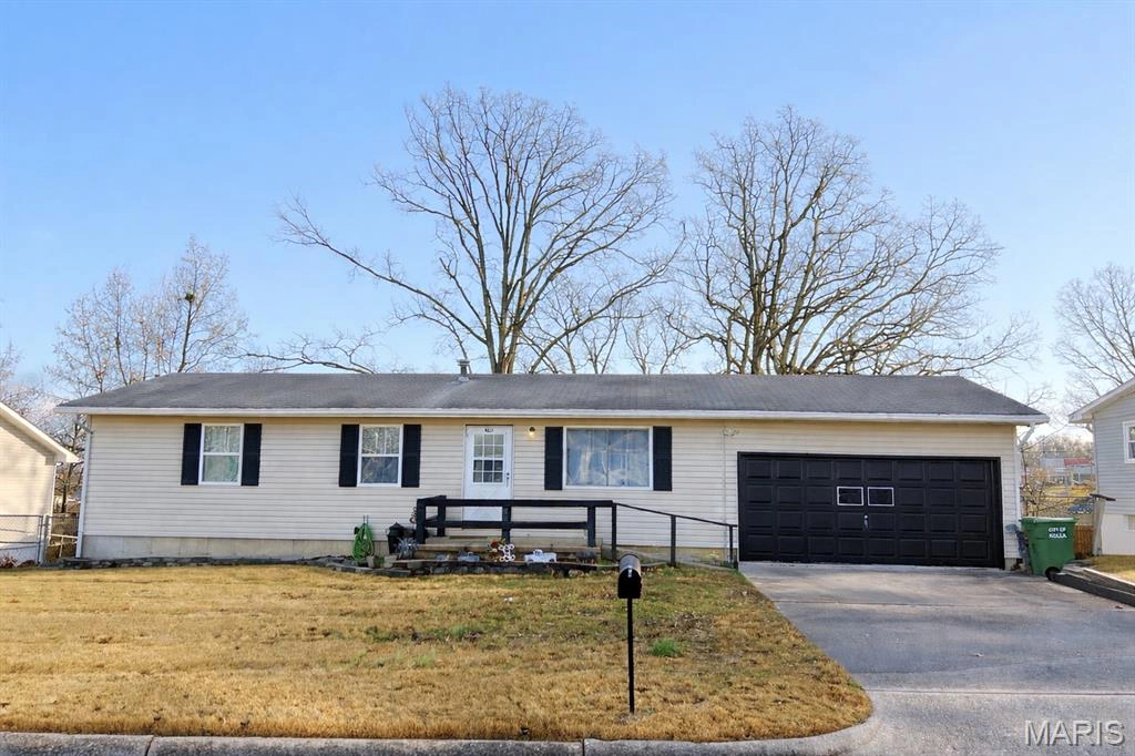 property 403 S Adrian Avenue