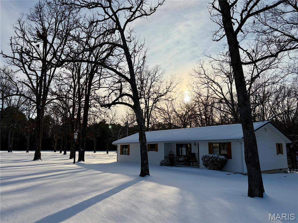 property 13915 Maple Lane