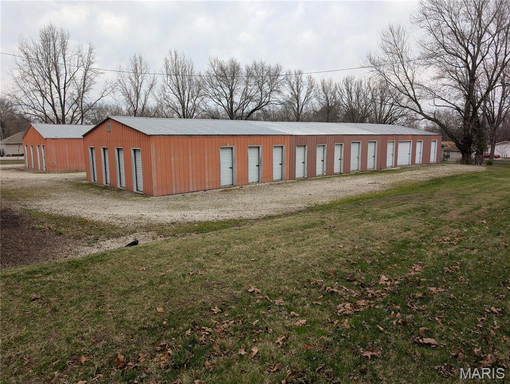 property 516 E James Boulevard