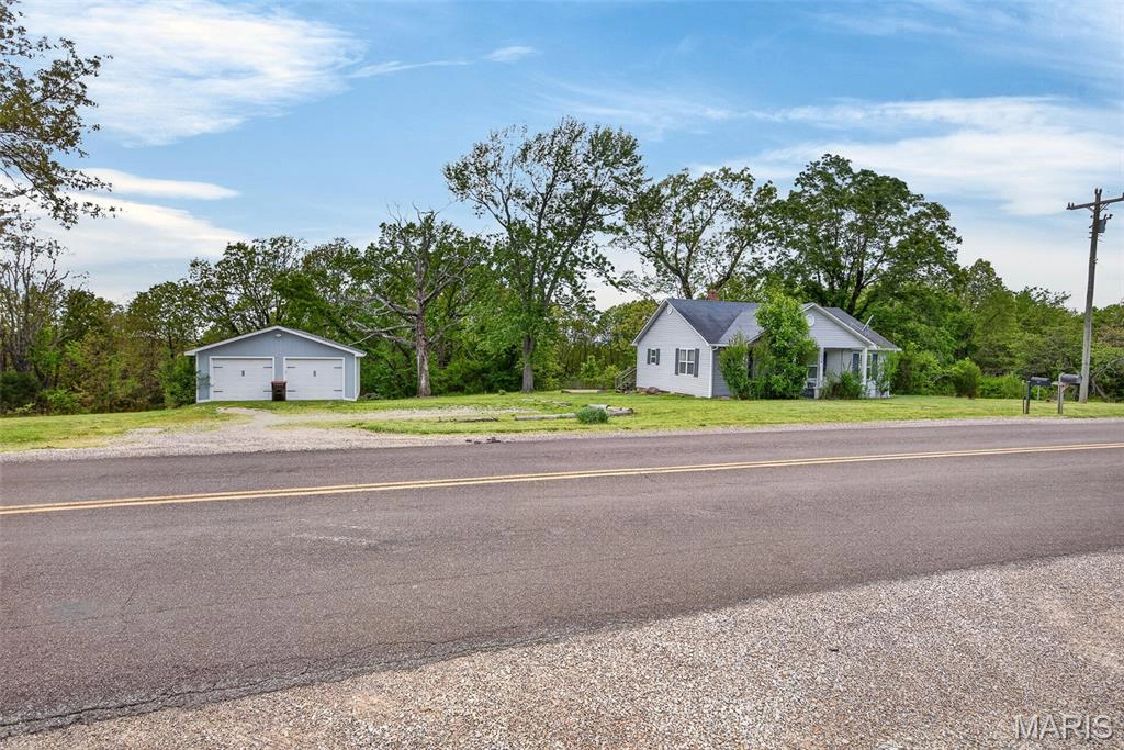 property 25634 Highway P