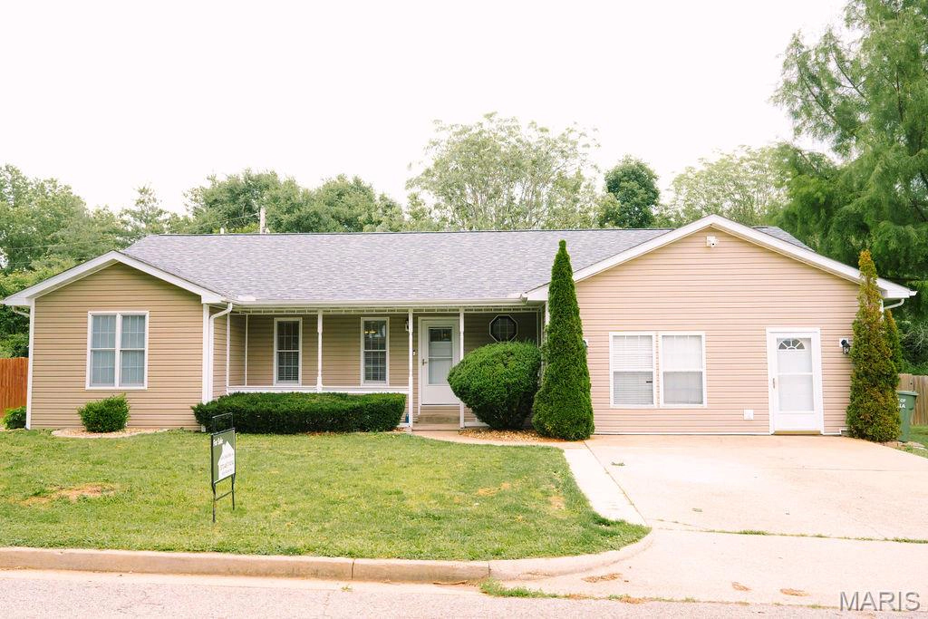 property 2106 Chris Court