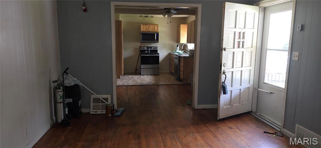 property 1017 Lynwood Drive