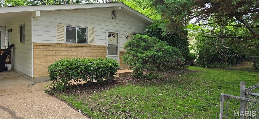 property 8 Redbud Lane